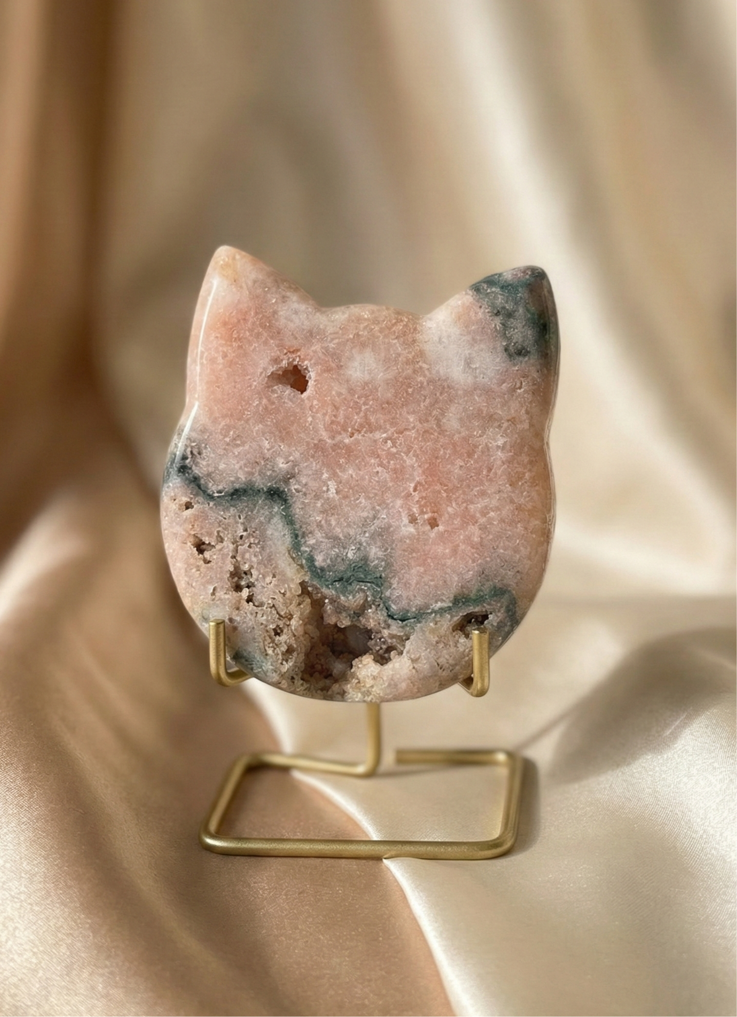 Pink Druzy Amethyst Cat Carving - C
